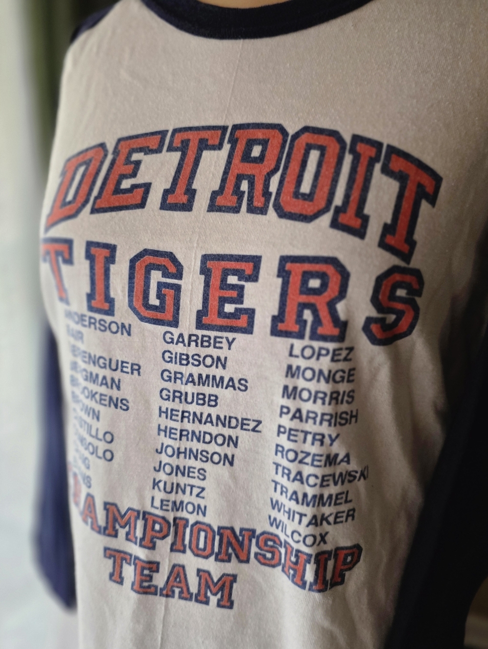 Vintage 1984 Detroit Tigers Championship Team Raglan Shirt Collectors Dream XL - Picture 2 of 9